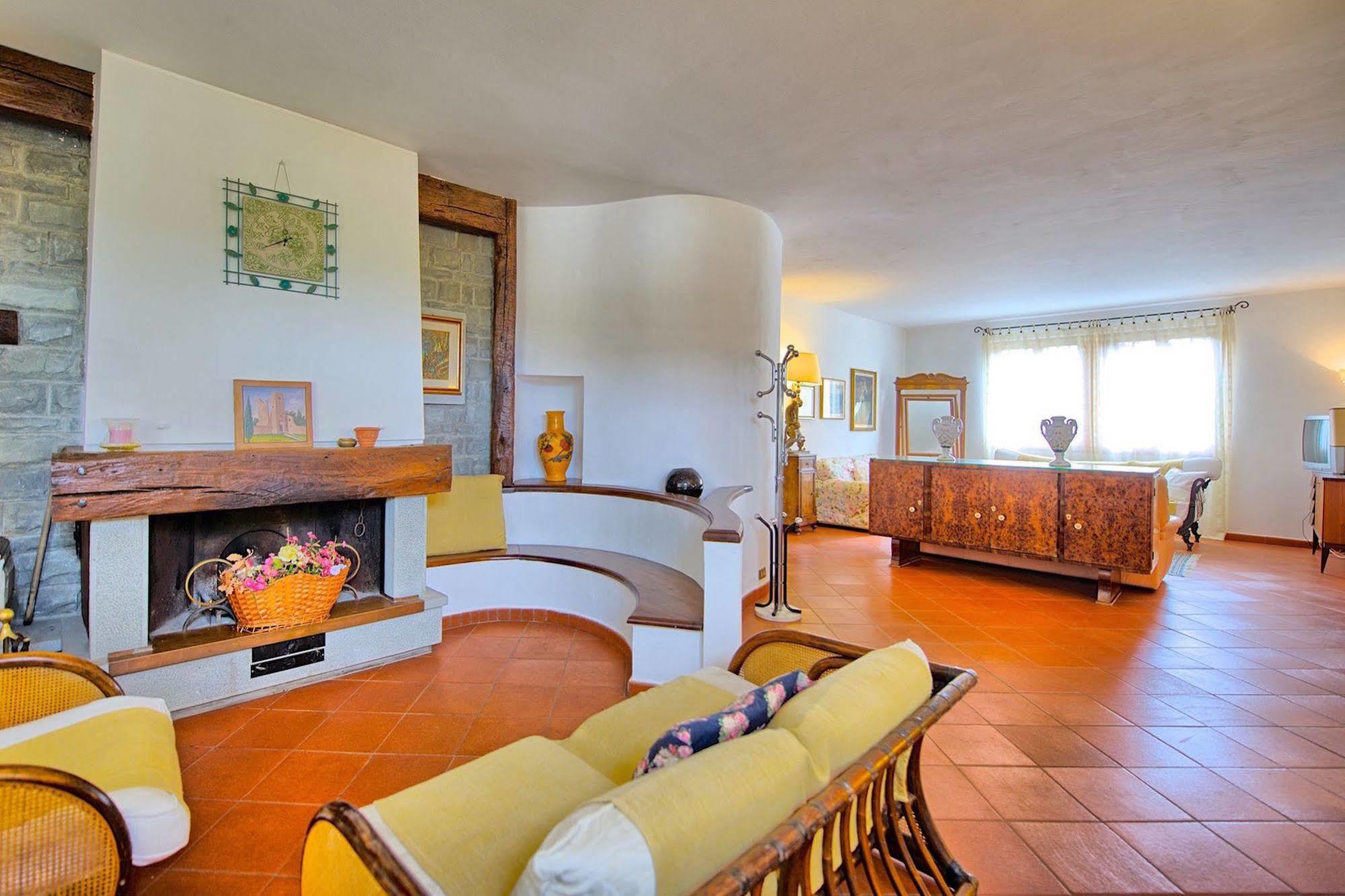 Villa Pratovecchio By Posarellivillas Luaran gambar